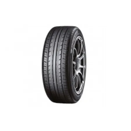 YOKOHAMA 215/45 R17 91V BLUEARTH ES32 | pneumaticidiretti.com