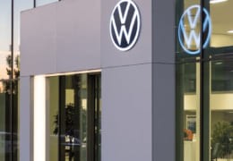 5 differenze radicali tra officine Volkswagen e officine multimarca: una guida alla scelta